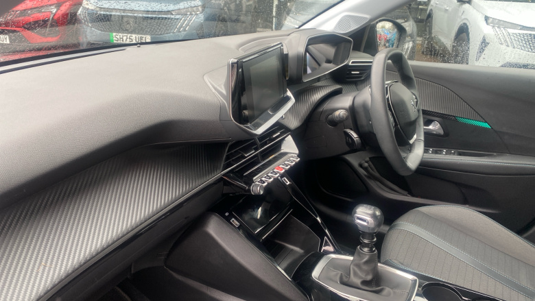 Peugeot 208 1.2 PureTech 100 Allure Premium 5dr Petrol Hatchback